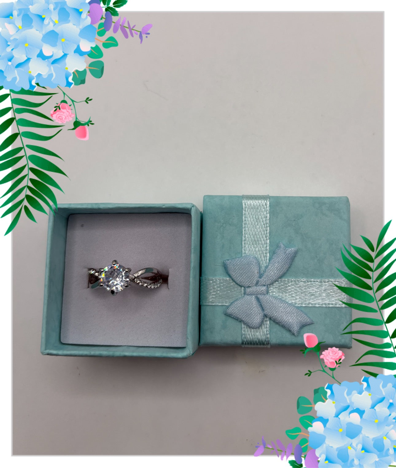 Fashion Ring size 5 #220