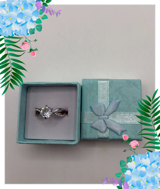 Fashion Ring size 5 #220